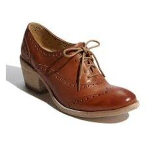 Frye Maggie Block Heel Oxfords - 90s